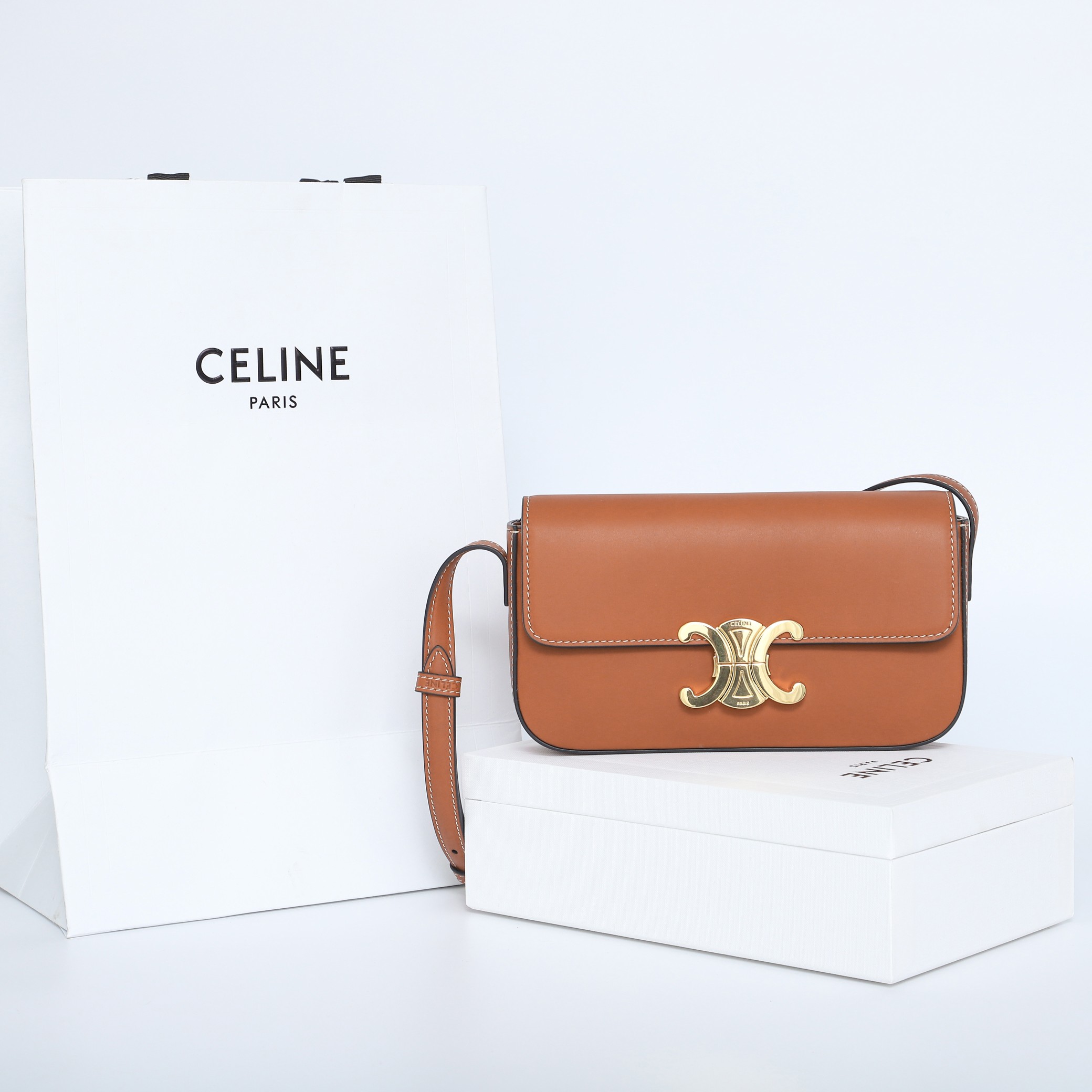search Celine original single-quality Arc de Triomphe flip bag with 