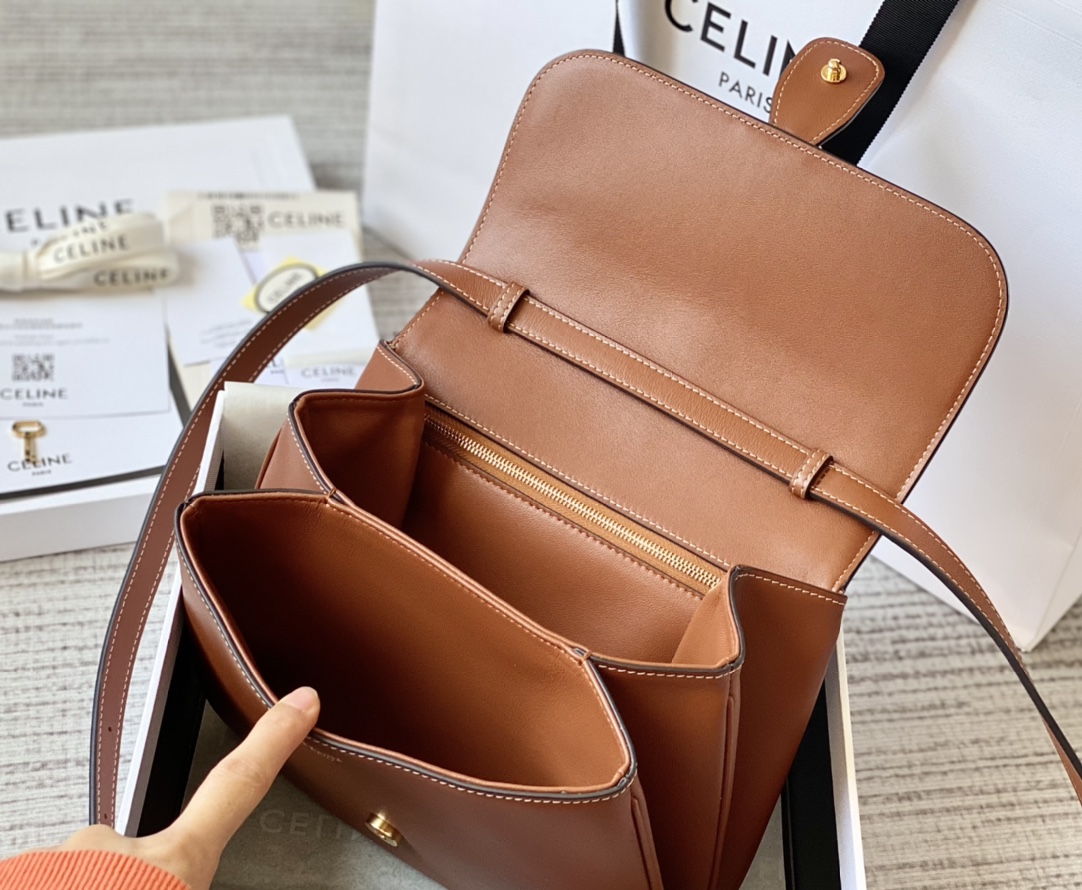 CELINE赛琳进口牛皮TABOU全新复古邮差包196583