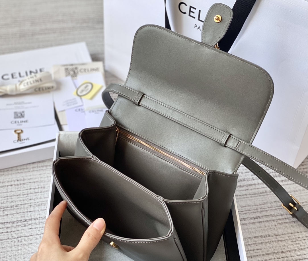 CELINE赛琳进口牛皮TABOU全新复古邮差包196583