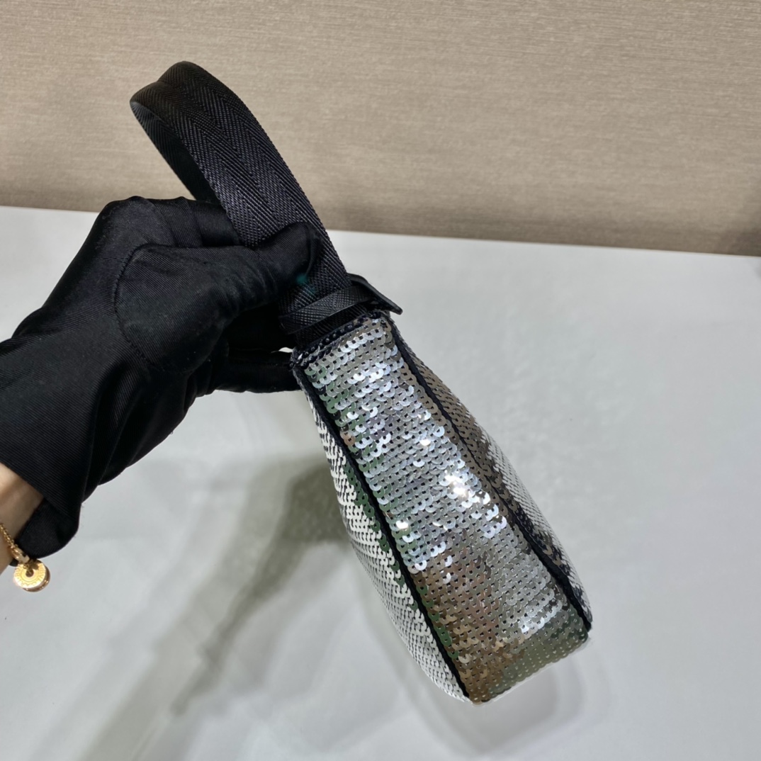 PRADA普拉达水钻Hoboؔ进口亮片腋下包1NE515