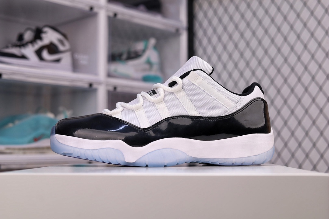J0   Air Jordan 11 Retro Low AJ11低帮，市面唯一原厂碳板，鞋底特殊防氧化处理 ，细节做工完全不虚公司货，所有配套全方位对比正品，适合各种高端外贸客户充正销售