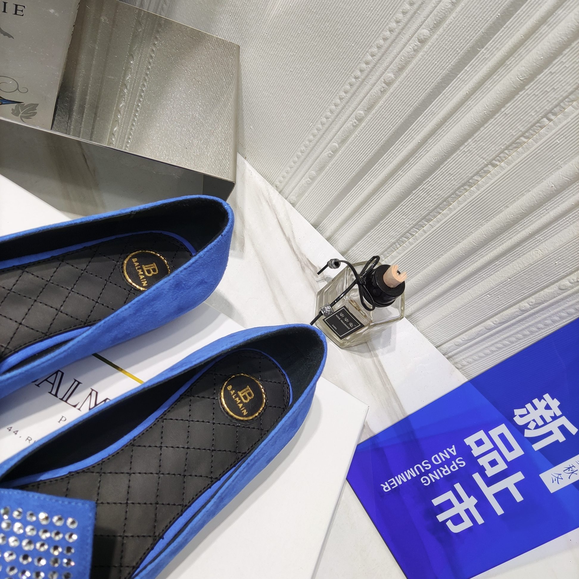 2022 Summer Flat Shoes: Bal*ain & Balman’s Limited Edition Zenium Collection - 图片 6