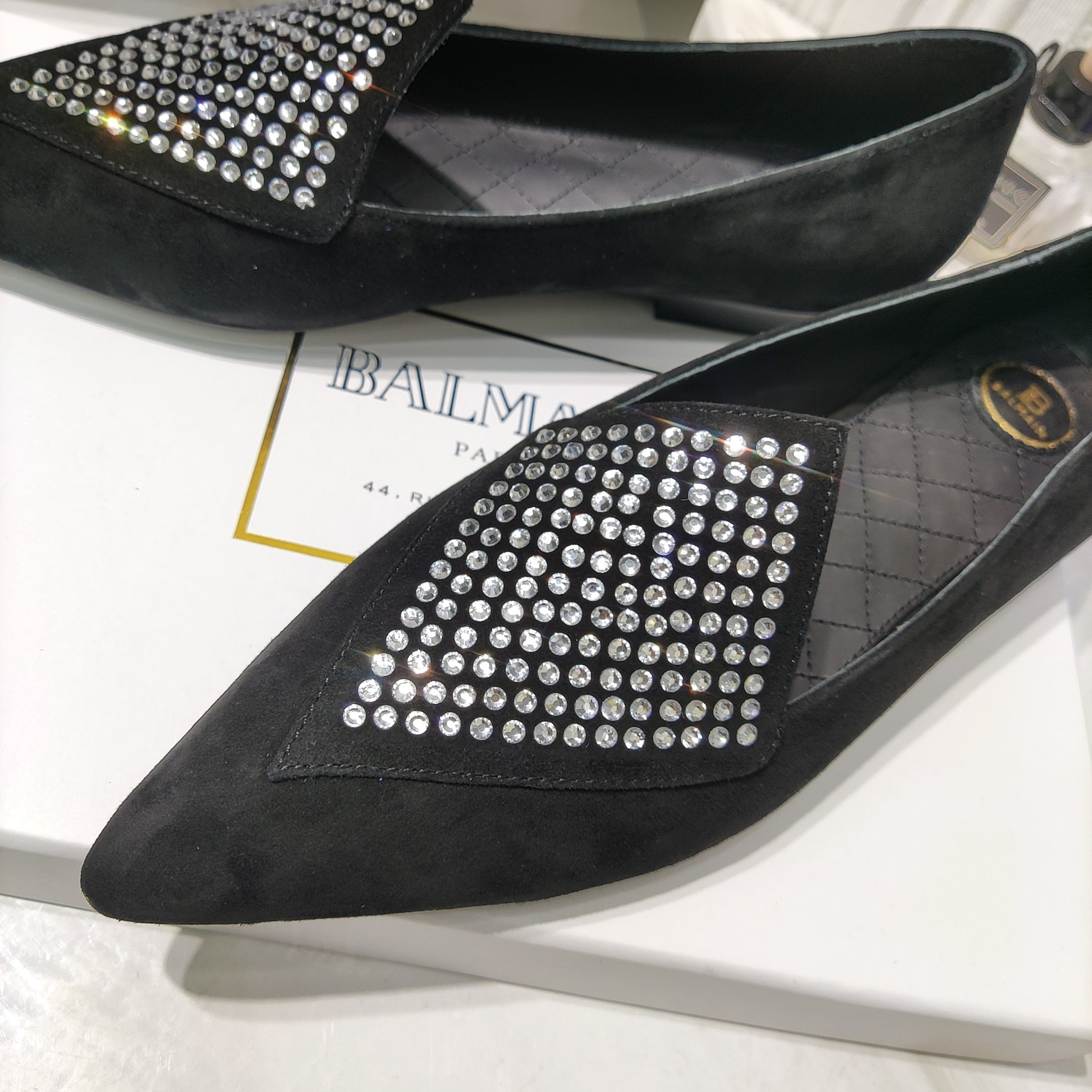 2022 Summer: Bal*ain & Balman Flat Shoes with Italian Sole & Water-Skinned Interior - 图片 3