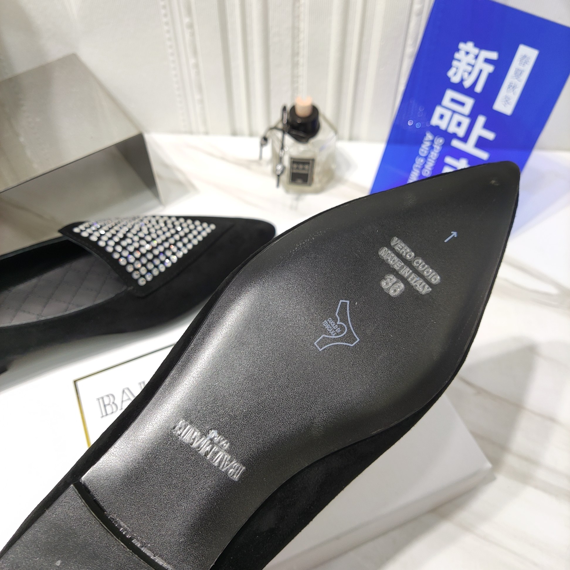 2022 Summer: Bal*ain & Balman Flat Shoes with Italian Sole & Water-Skinned Interior - 图片 4
