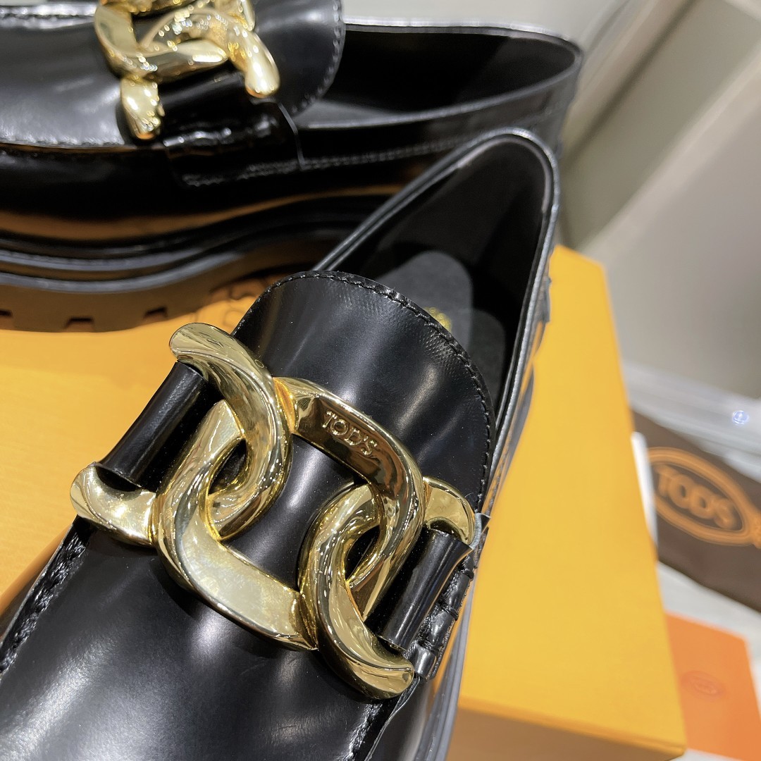 Tods复古乐福鞋开售重温60年代的
