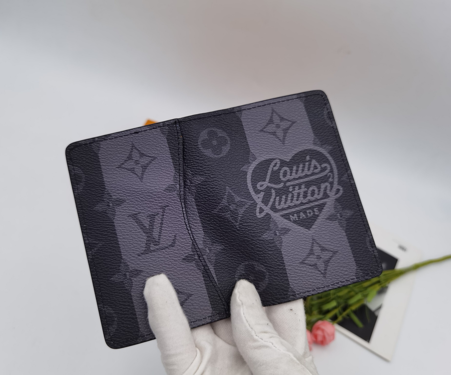 Leather card holder front view