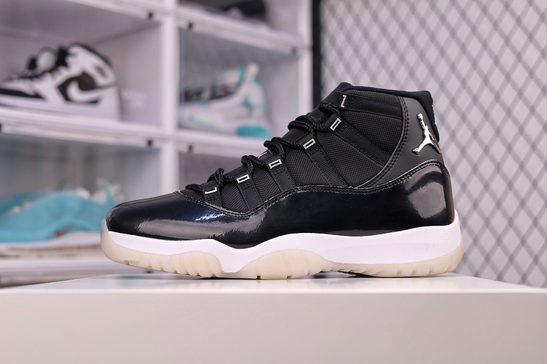 J0   Air Jordan 11 ” Silver Eyelets ” AJ11乔11 大魔王2.0 文化篮球鞋 CT F5 12-011 国内知名头部一线  进口镜面头层漆皮 原装碳板加持 内置全掌Sole气垫 行业标杆级产物