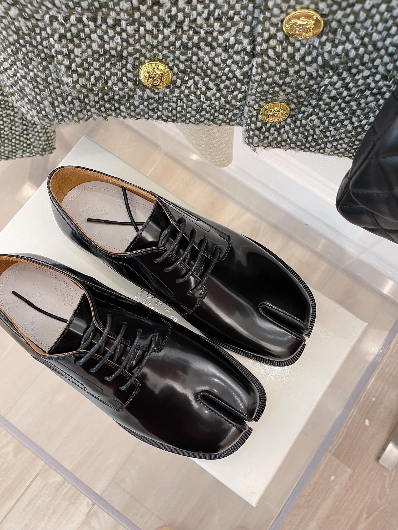 MaisonMargielaMM6马吉拉经典款分趾小皮鞋️_______________________