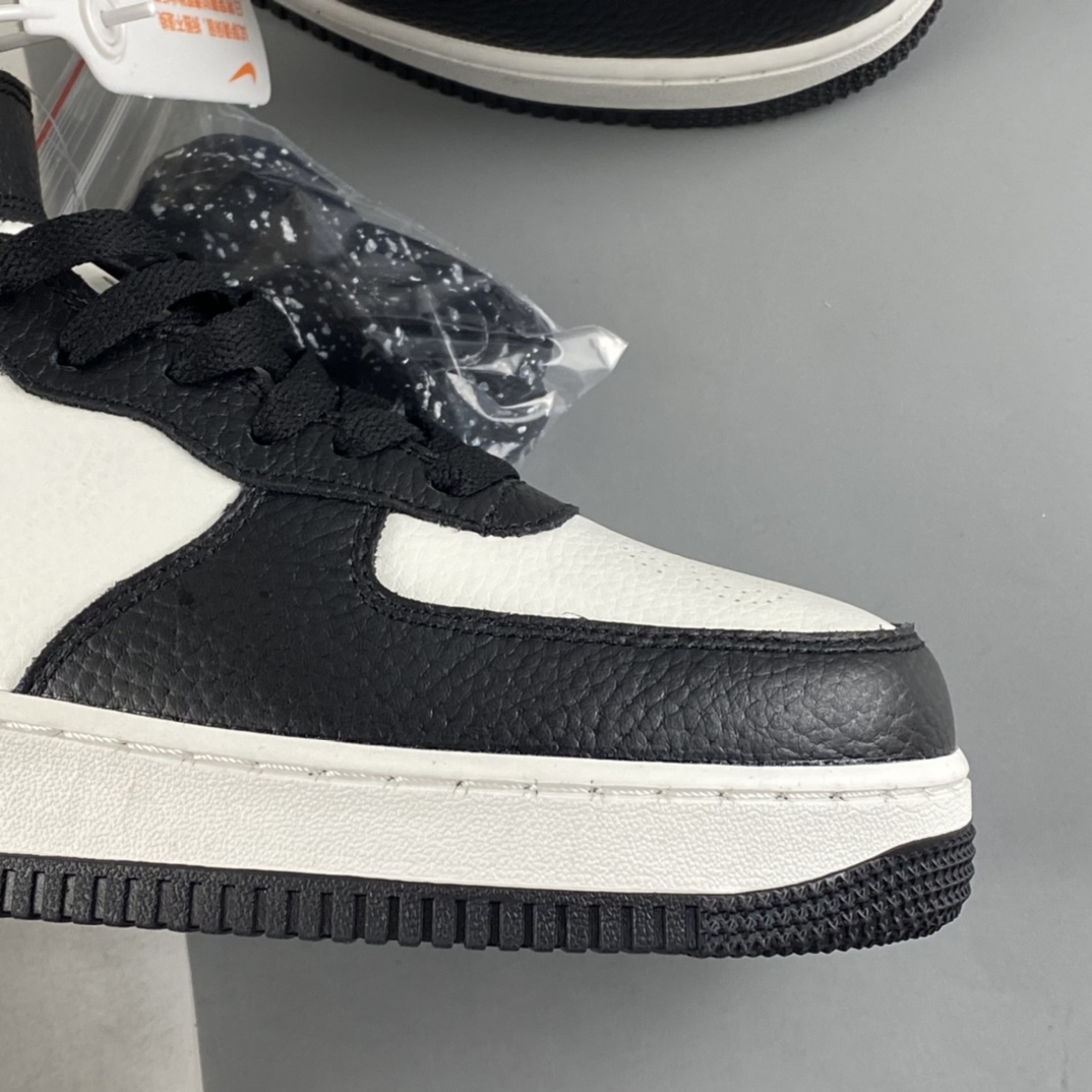 P220 NIKE Air Force 1 Mid Stussy 黑白 空军一号经典休闲潮流百搭板鞋 DJ7840-002