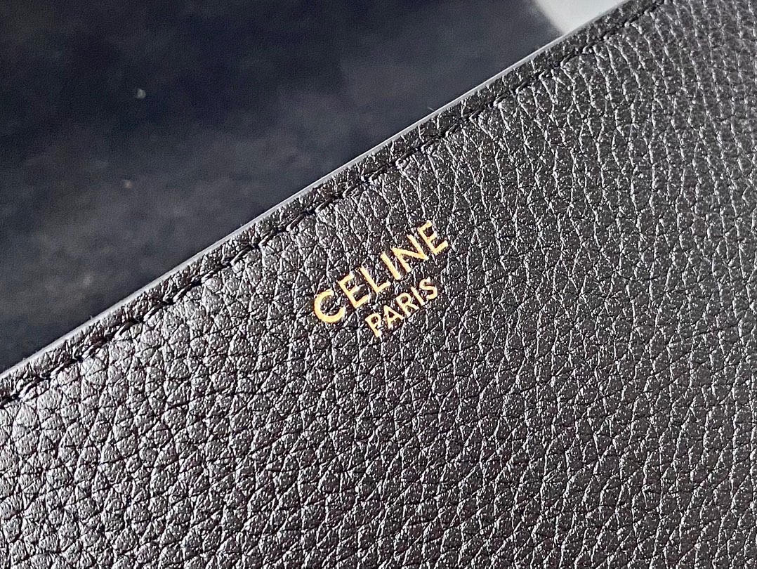 CELINE赛琳TEEN16 复古元素牛皮手袋196853