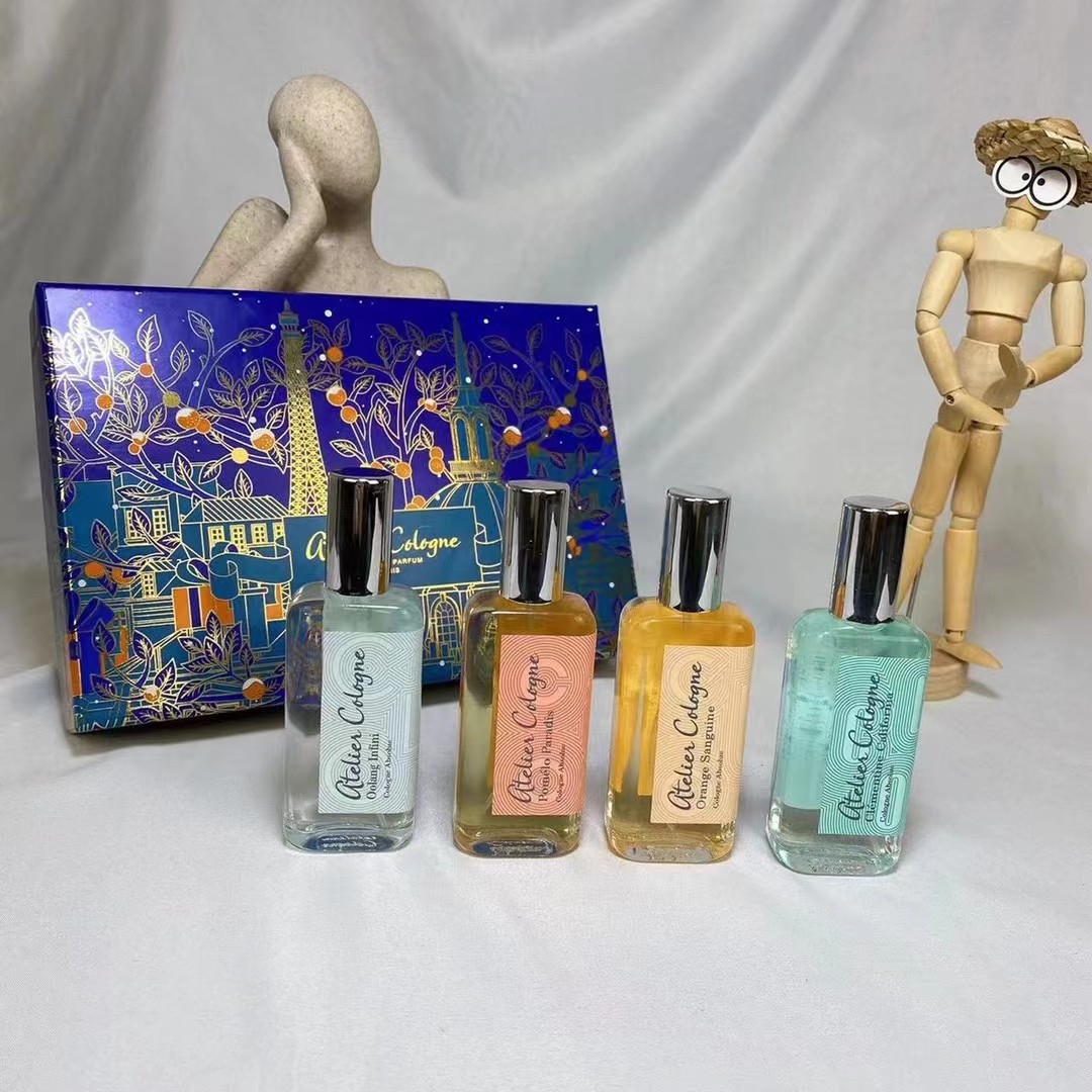 Atelier Cologne Perfume Gift Set 4 x 30ml - Orange Sanguine & More 1 a1641281166993 4152