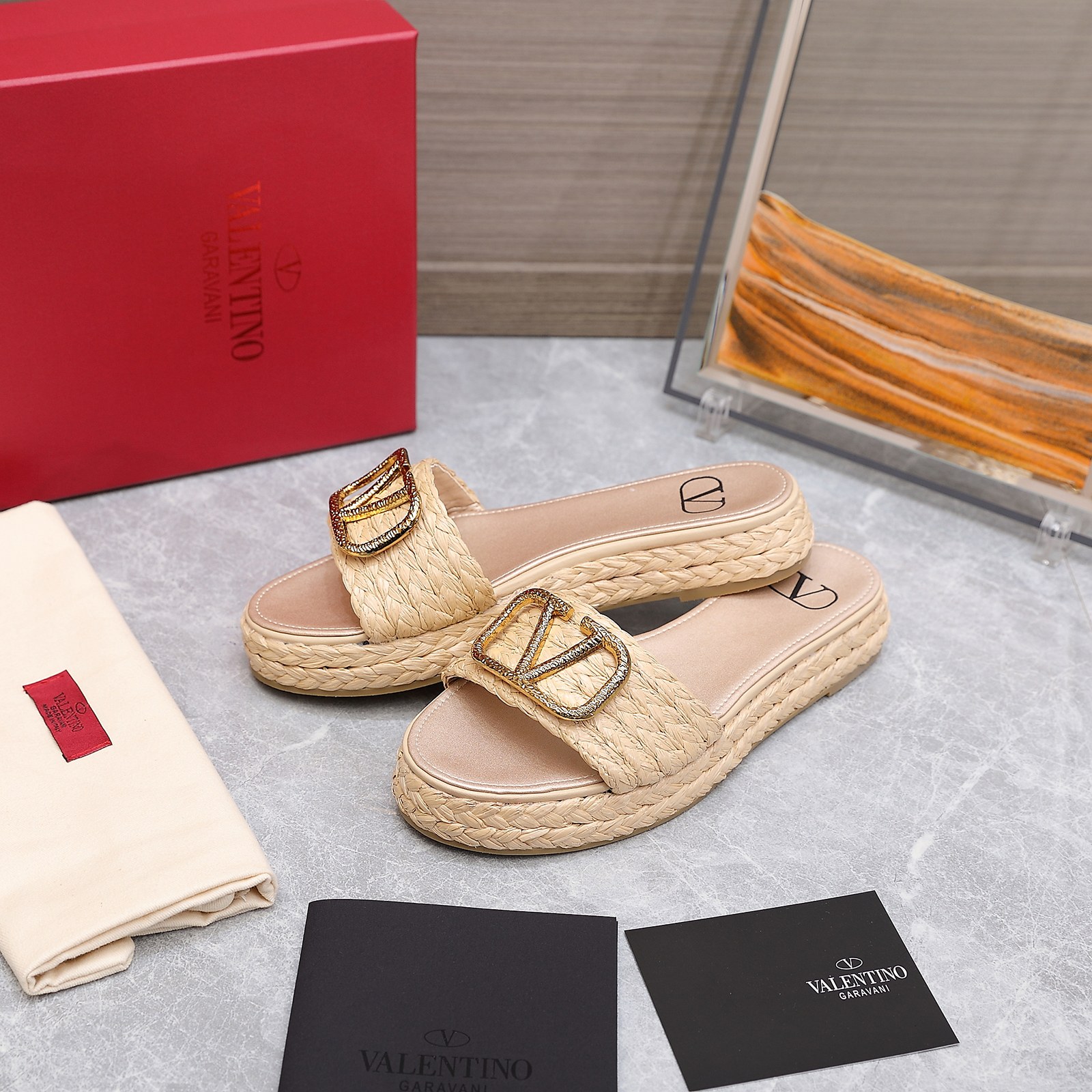 . Valentino/Valentino VT 2022 logotipo de metal más nuevo cuero piel grueso fondo zapatillas zapatos