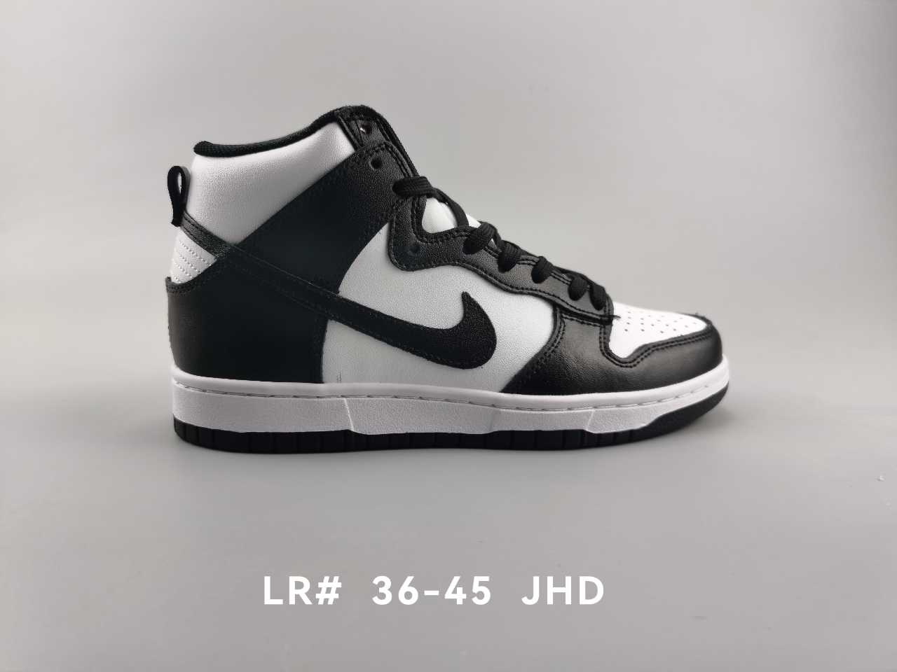 💰150放店私
真标半码 Nike SB Zoom Dunk High Pro 耐克高帮滑板鞋  货号：DMZ03228