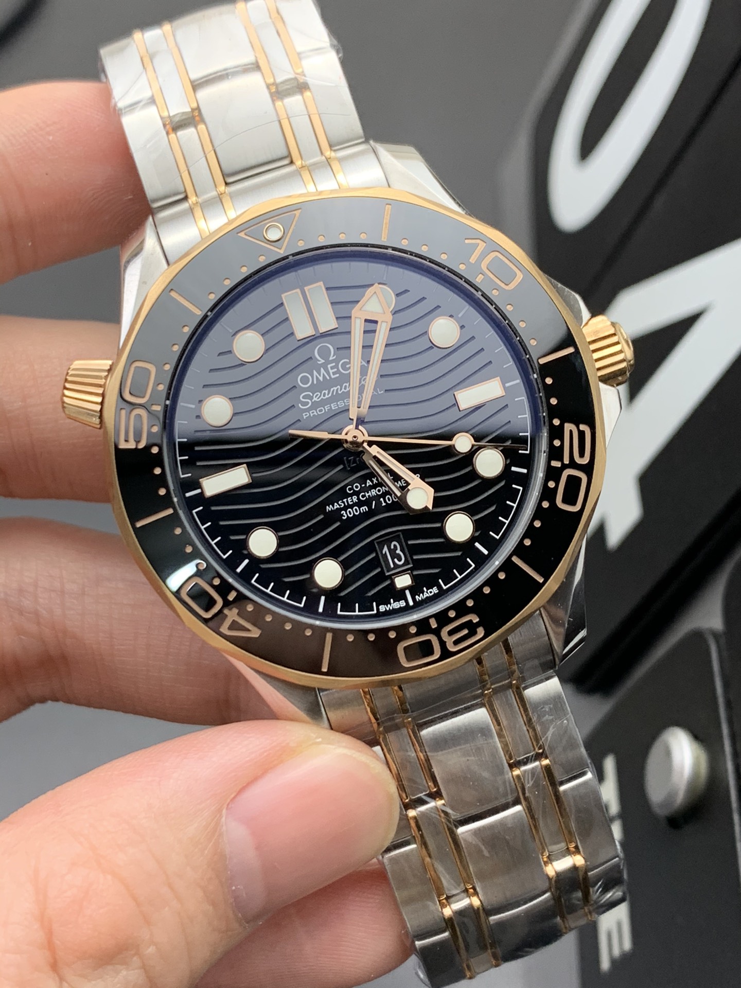Omega OR 间金海马