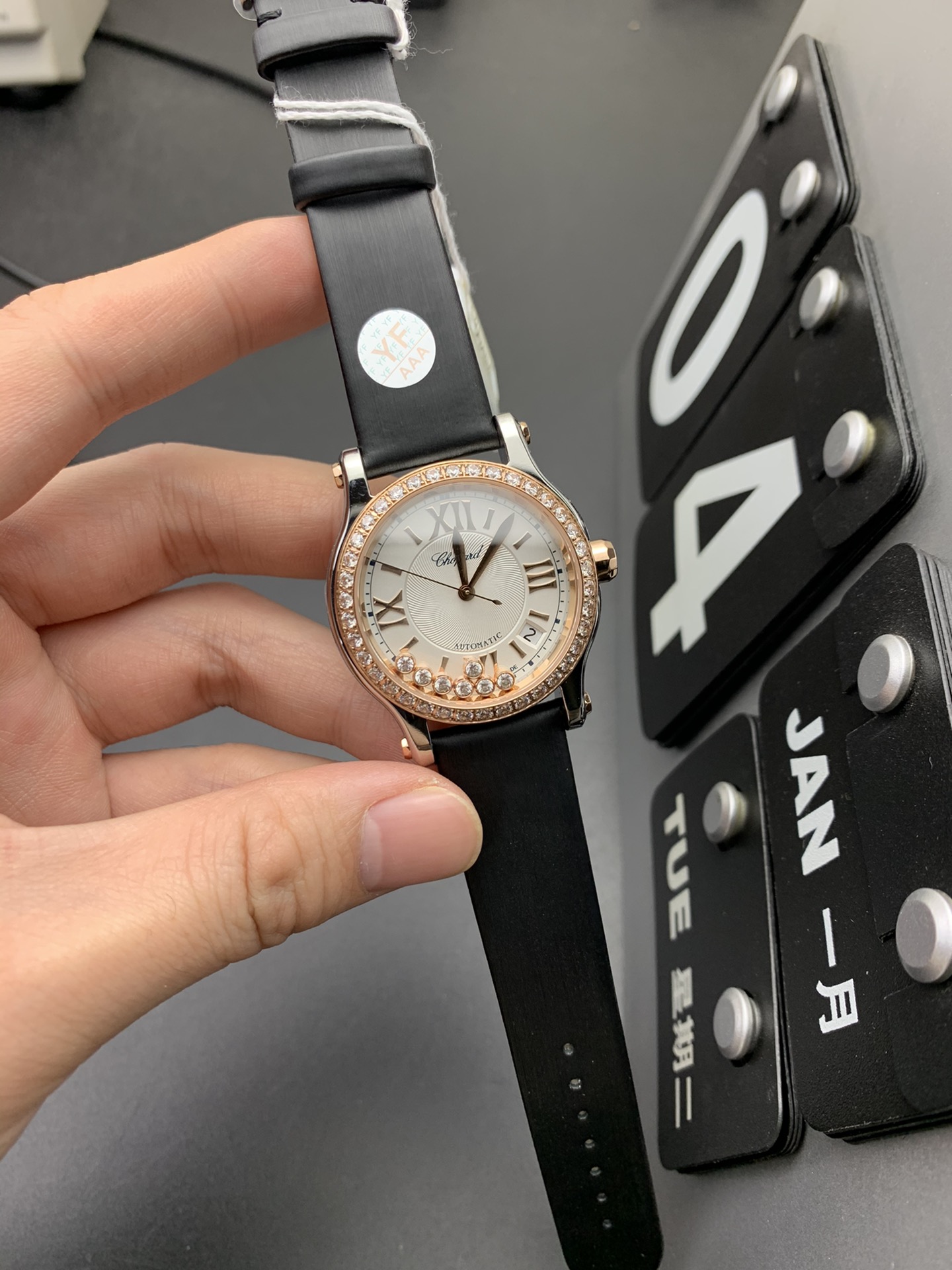 Chopard YF 钻圈快乐钻