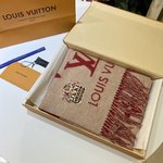 Louis Vuitton Shop
 Scarf Cashmere