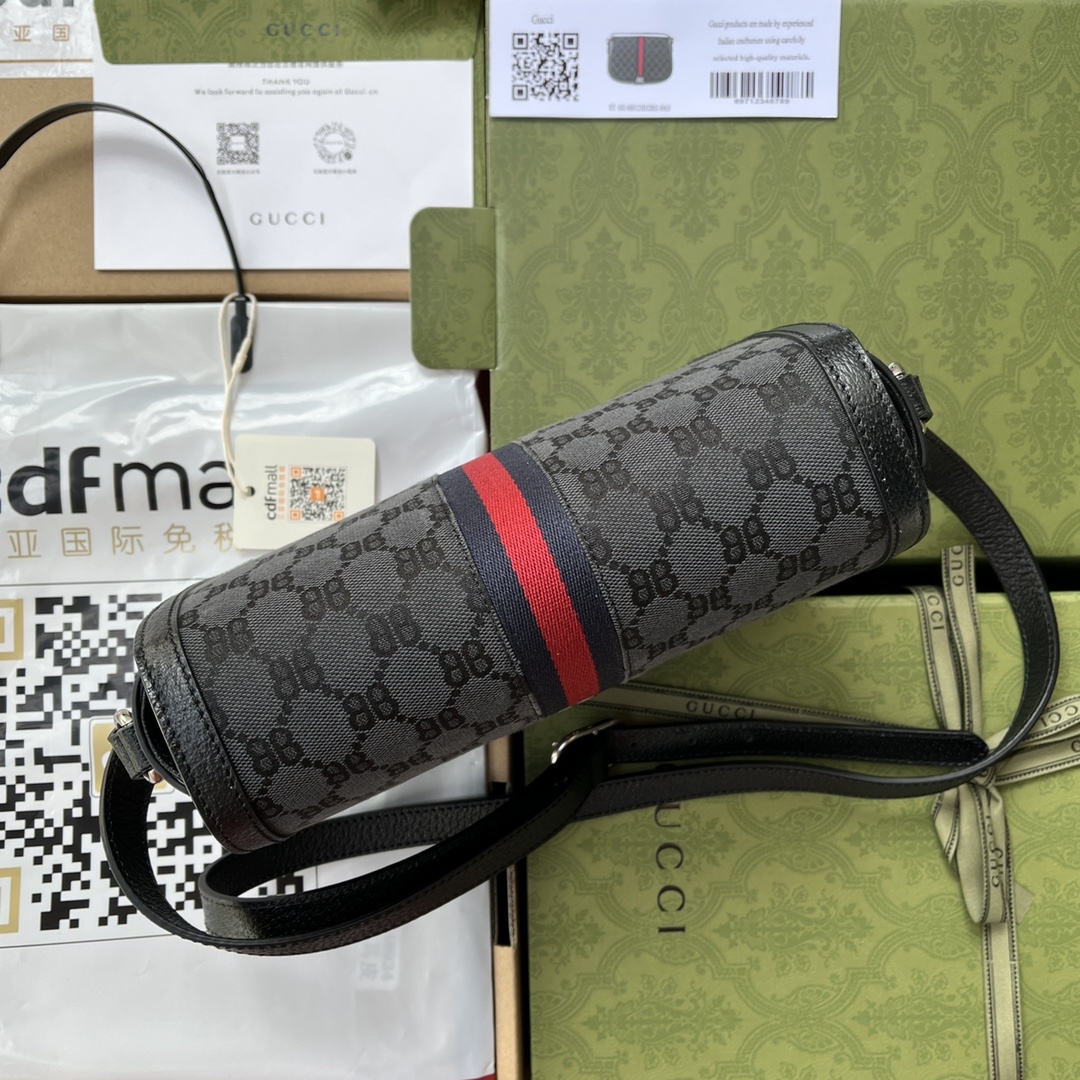 原厂皮配Cdfmall三亚免税店手提袋涂层帆布单肩包可调肩带做旧金色BB金属配件拉链闭合正面拉链袋Hac