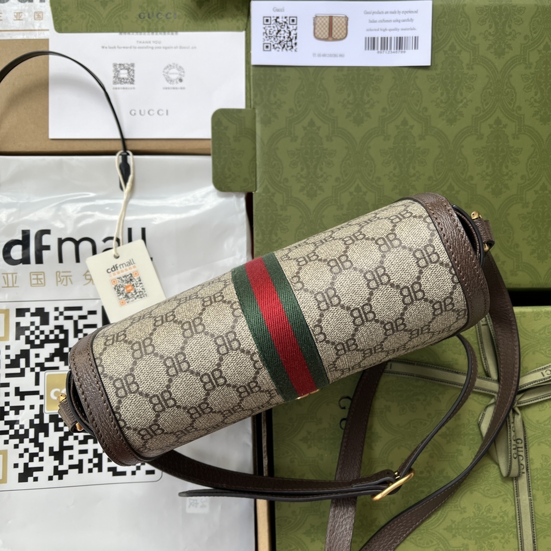 原厂皮配Cdfmall三亚免税店手提袋涂层帆布单肩包可调肩带做旧金色BB金属配件拉链闭合正面拉链袋Hac