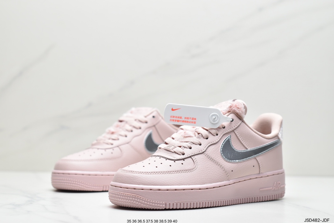 200 耐克Nike Air Force 1 Low 空军一号低帮百搭休闲运动板鞋DO6724