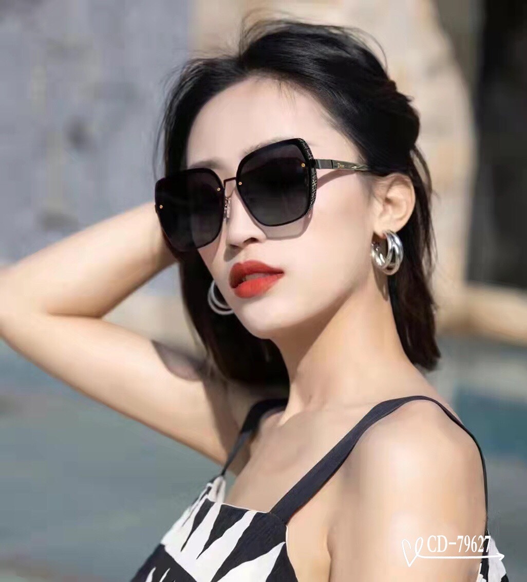 .法国迪奥-DIOR.宝丽来树脂偏光
