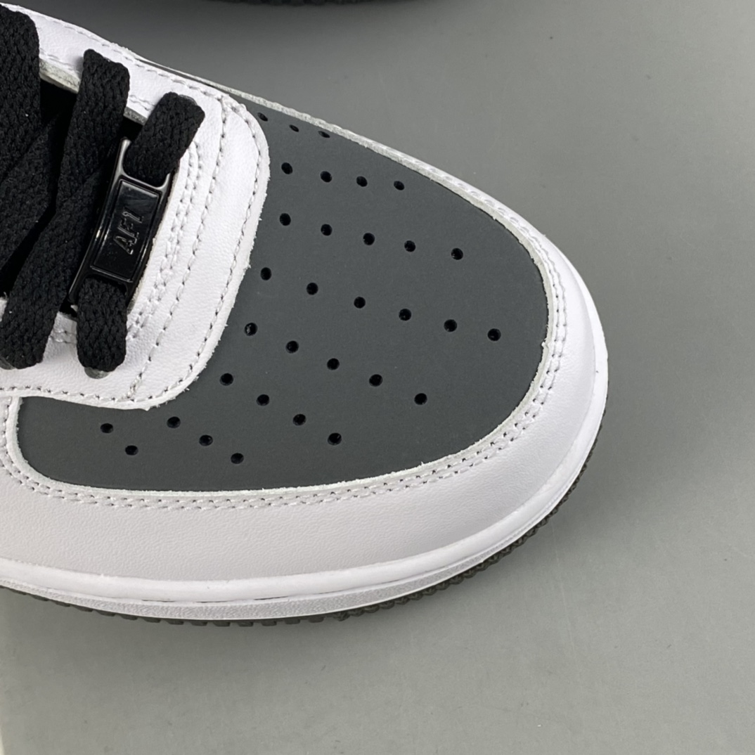 P260 NIKE Air Force 1’07 Mid ”Camcorder” 黑白灰板鞋 CN6863-502