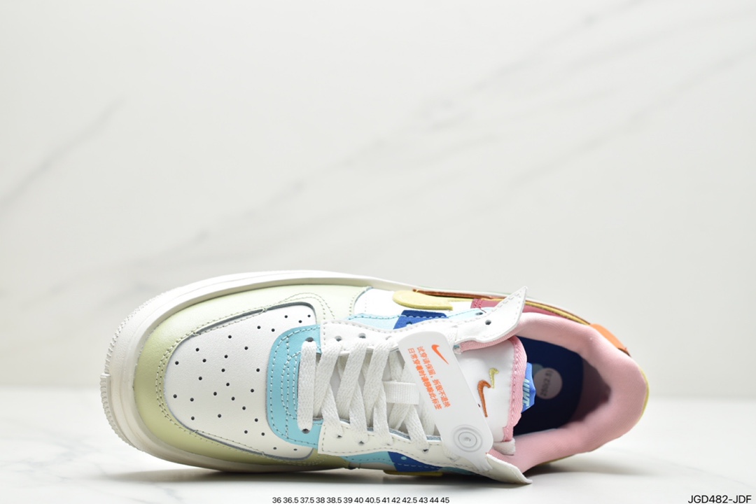 180 耐克 Nike Air Force 1 厚底新配色 空军一号时尚休闲低帮板鞋 DO6719-100