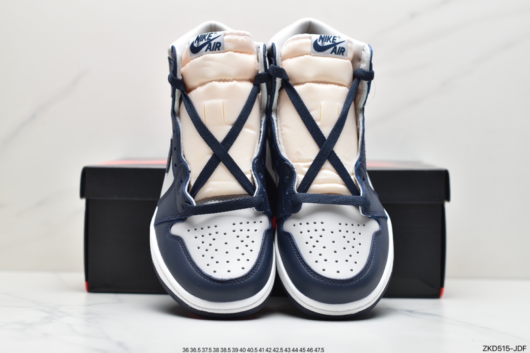 Air Jordan 1 High 85 ”Georgetown” Georgetown Full Pair of Shoes BQ4422-400