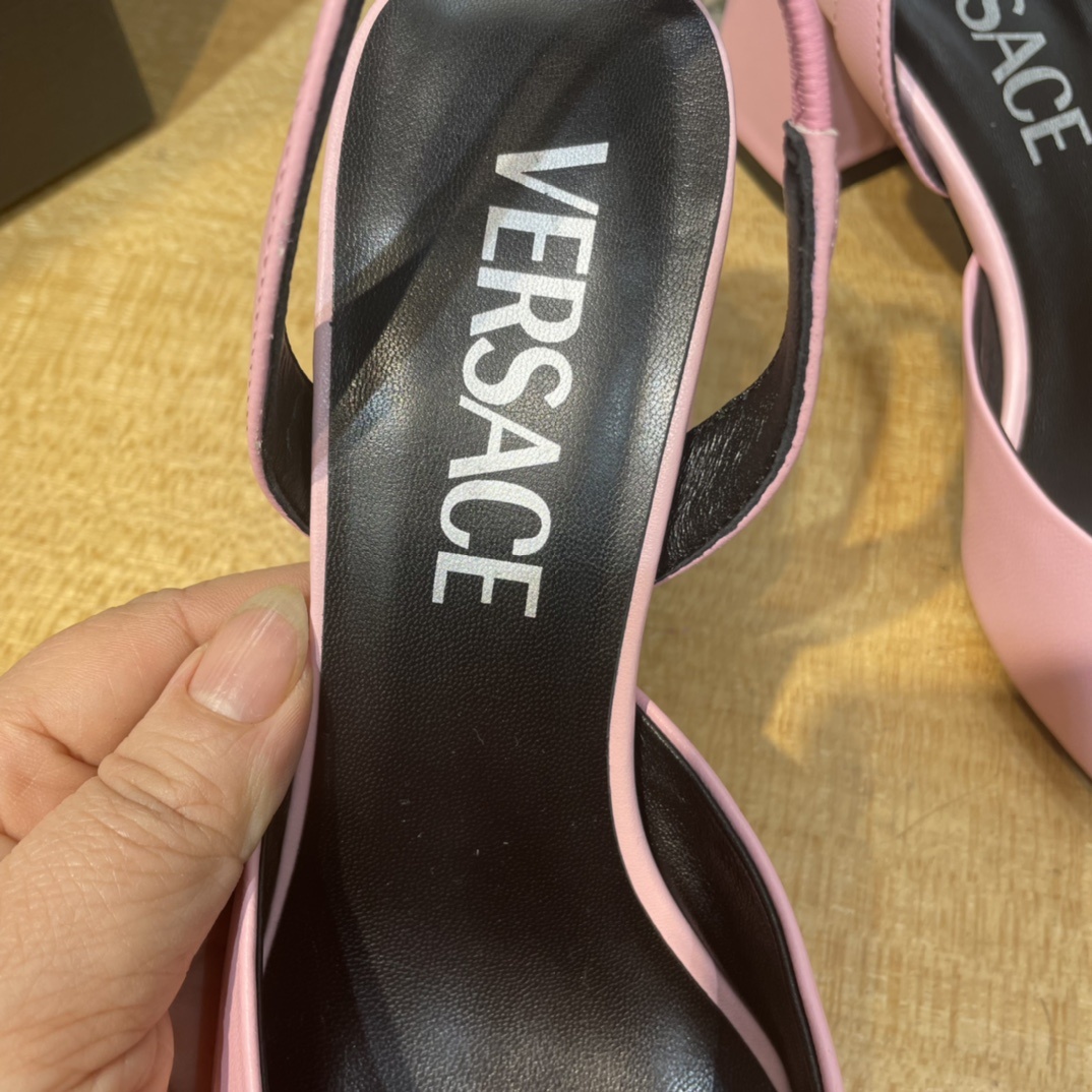 Versace系列推出最高端版本颜色