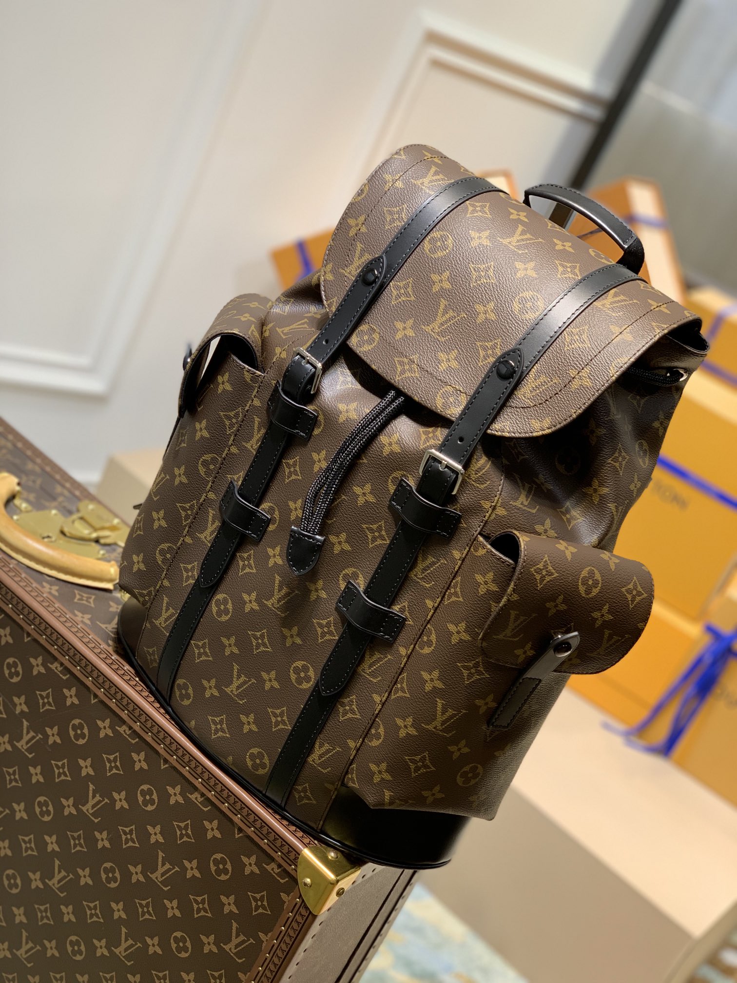Louis Vuitton LV Christopher 老花小号双肩包 M43735