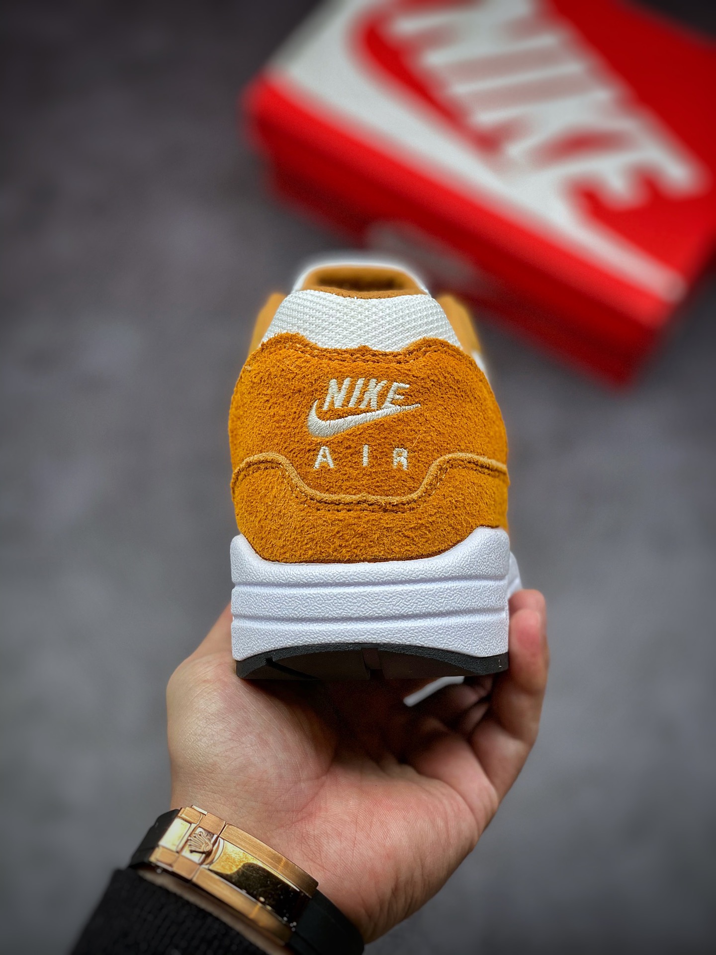 200 NIKE Air Max 1 FEN City 小麦白 Pack”Amsterdam”初代复古气垫百搭休闲运动慢跑鞋 908366-700