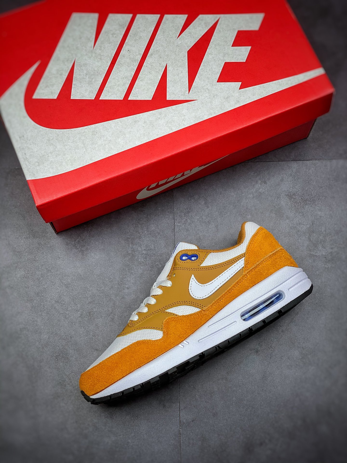 200 NIKE Air Max 1 FEN City 小麦白 Pack”Amsterdam”初代复古气垫百搭休闲运动慢跑鞋 908366-700