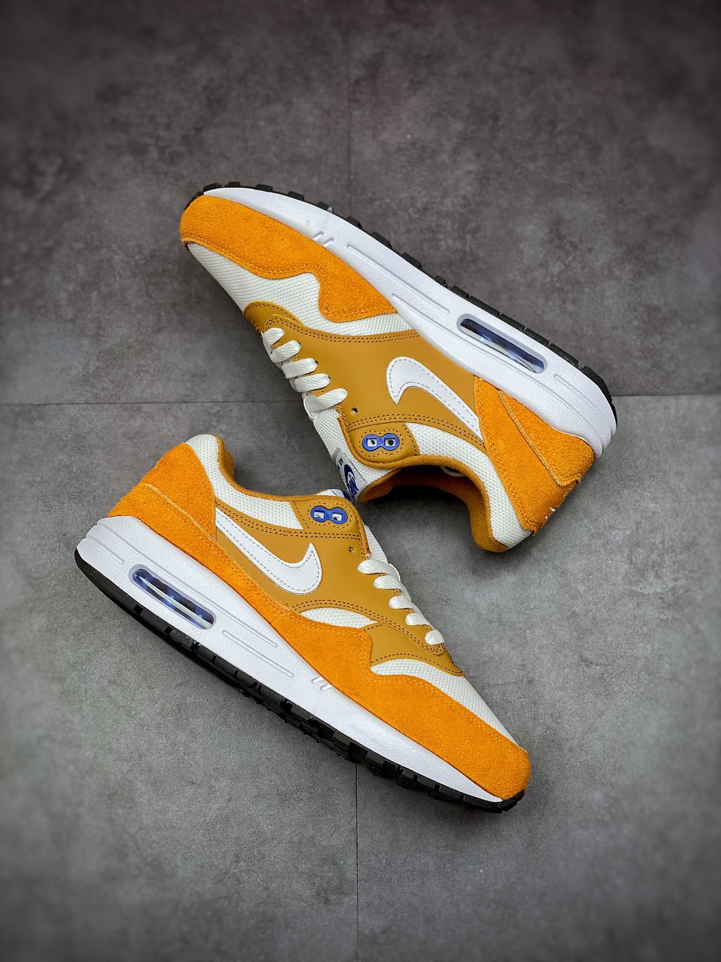 200 NIKE Air Max 1 FEN City 小麦白 Pack”Amsterdam”初代复古气垫百搭休闲运动慢跑鞋 908366-700