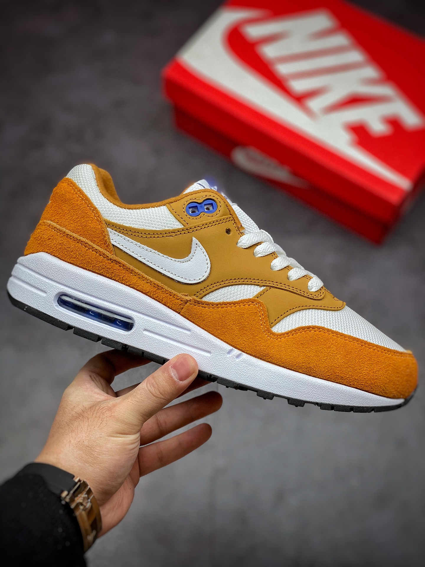 200 NIKE Air Max 1 FEN City 小麦白 Pack”Amsterdam”初代复古气垫百搭休闲运动慢跑鞋 908366-700