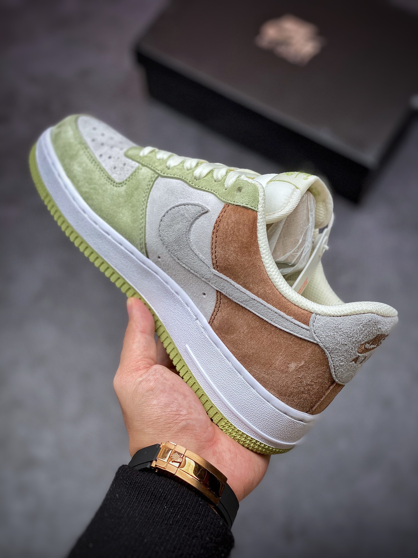 240 Nike Air Force 1 Low 07 灰棕绿麂皮 DL5819-618