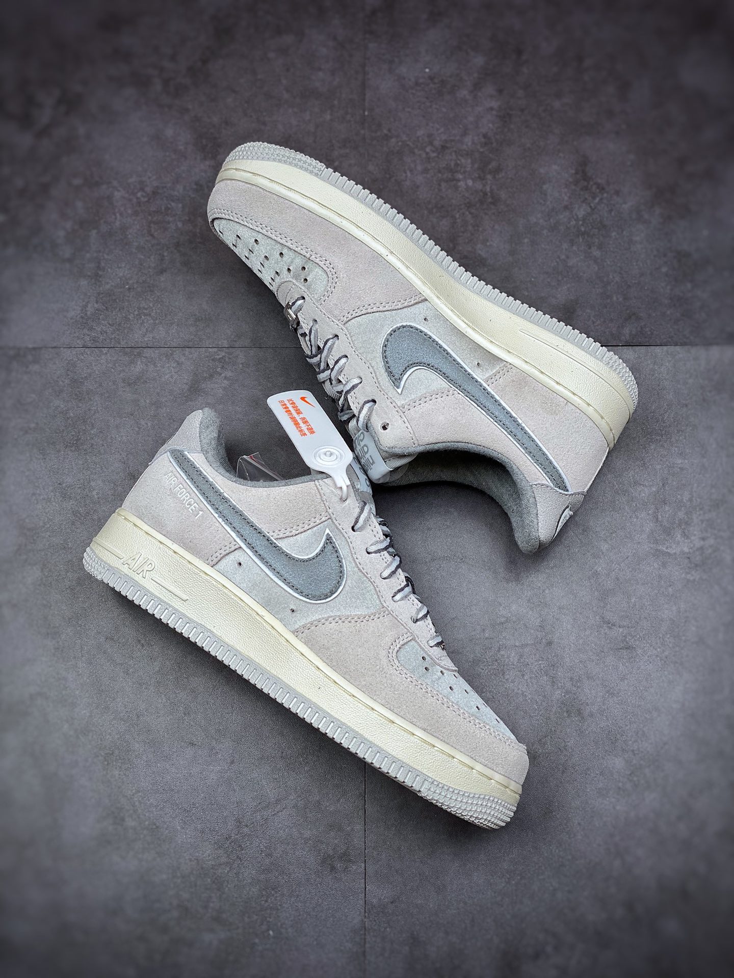 200 Nike Air Force 1 Low 07 浅烟灰专注外贸渠道DQ5079-001