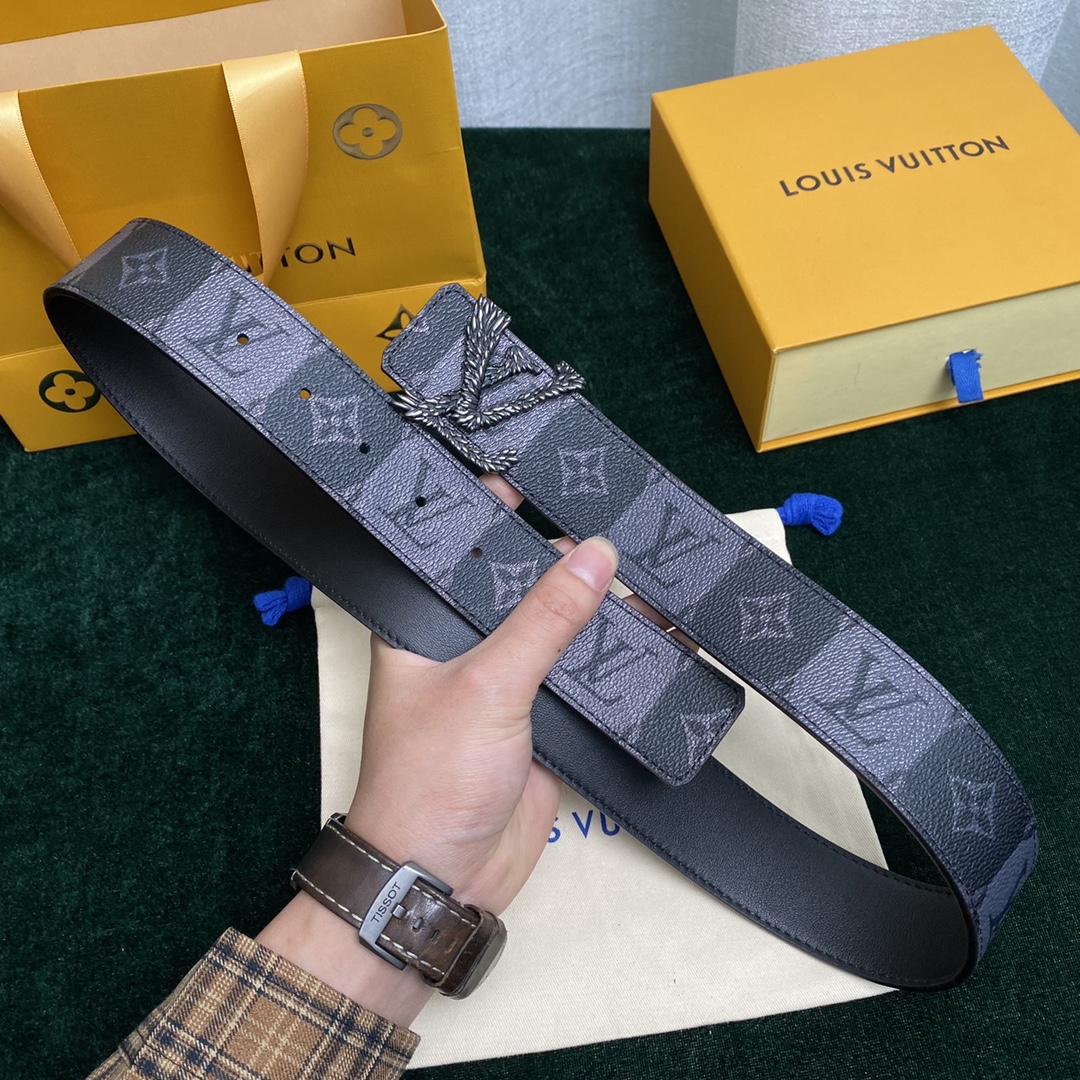 Louis Vuitton Belts Men Calfskin Cowhide