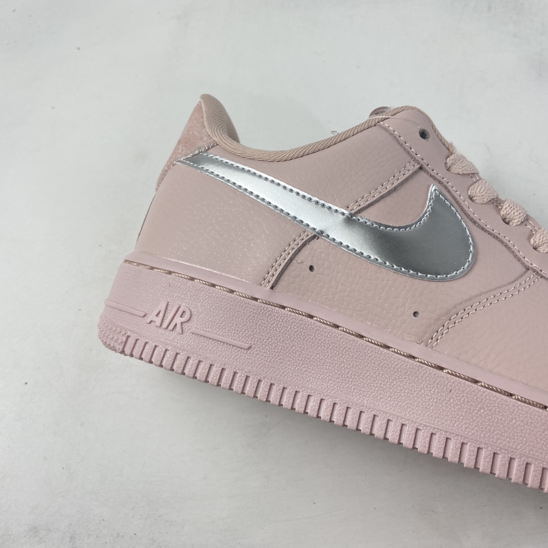 P220 NIKE Air Force 1’07 Low 空军一号低帮休闲板鞋 DO6724-601
