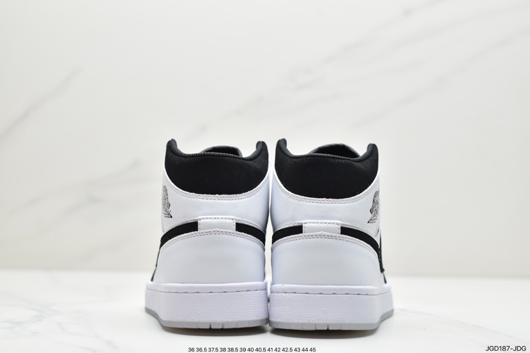180  Air Jordan 1 Mid “Diamond Shorts” 钻石熊猫 有「熊猫」那味了DH6933-100
