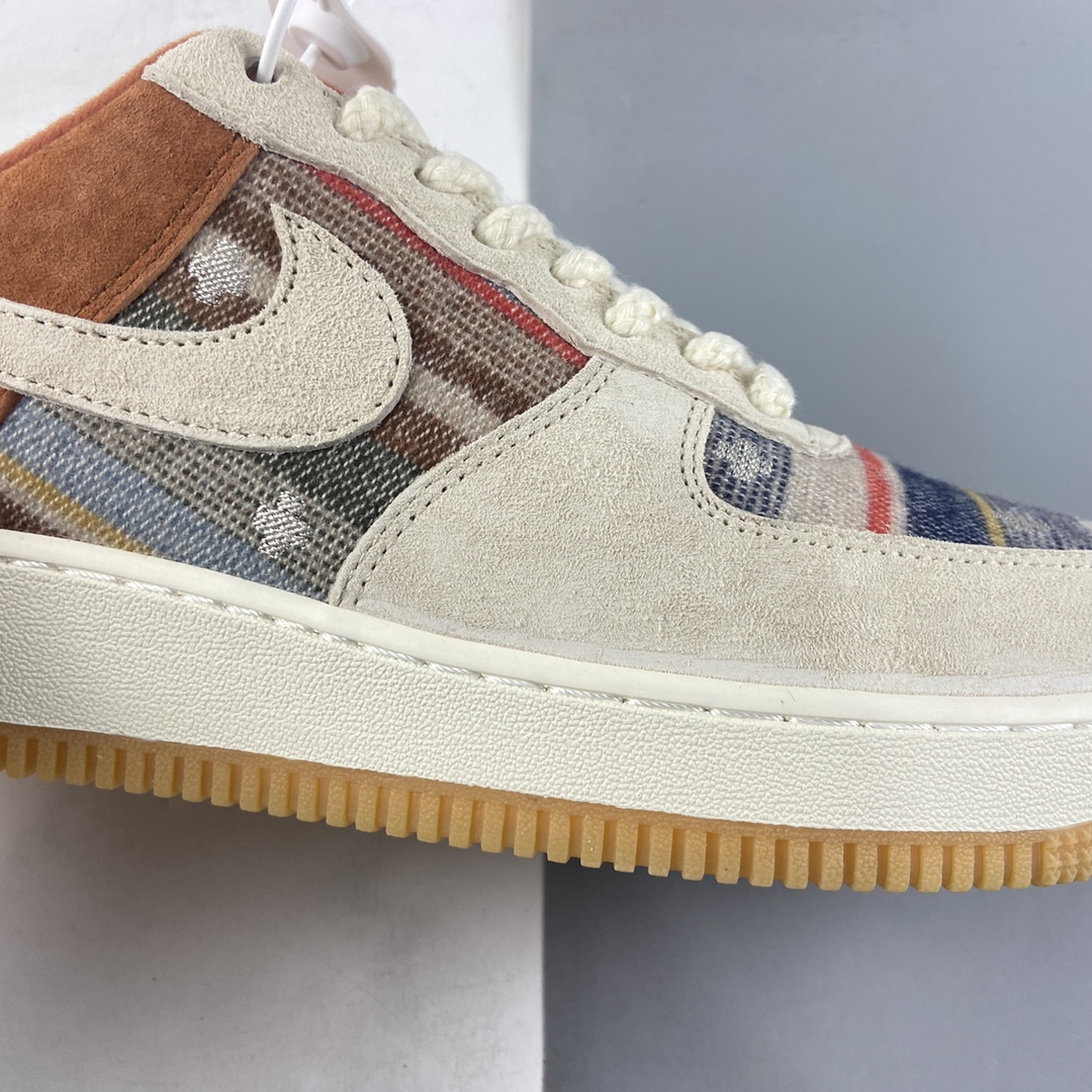 P240 NIKE Air Force 1’07 Low ”Purse” 新春限定休闲板鞋 CW2288-688