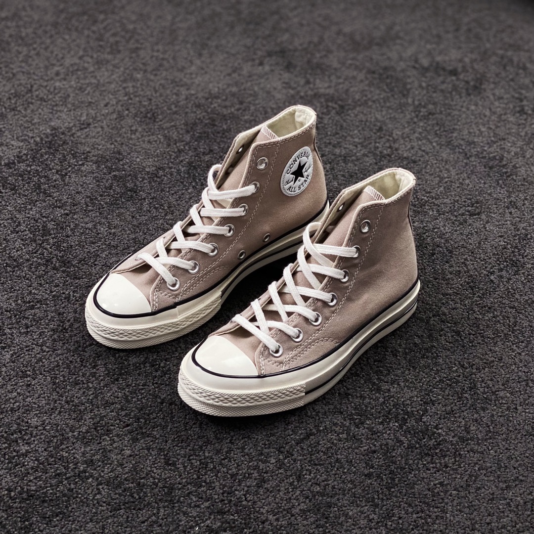 G0 全新配色Converse 1970 22ss环保新配色来了迎接春季 此番Converse一口气带来四色全新70s环保新配色 可以说每一色都有各自的特色 各显格调 又百搭