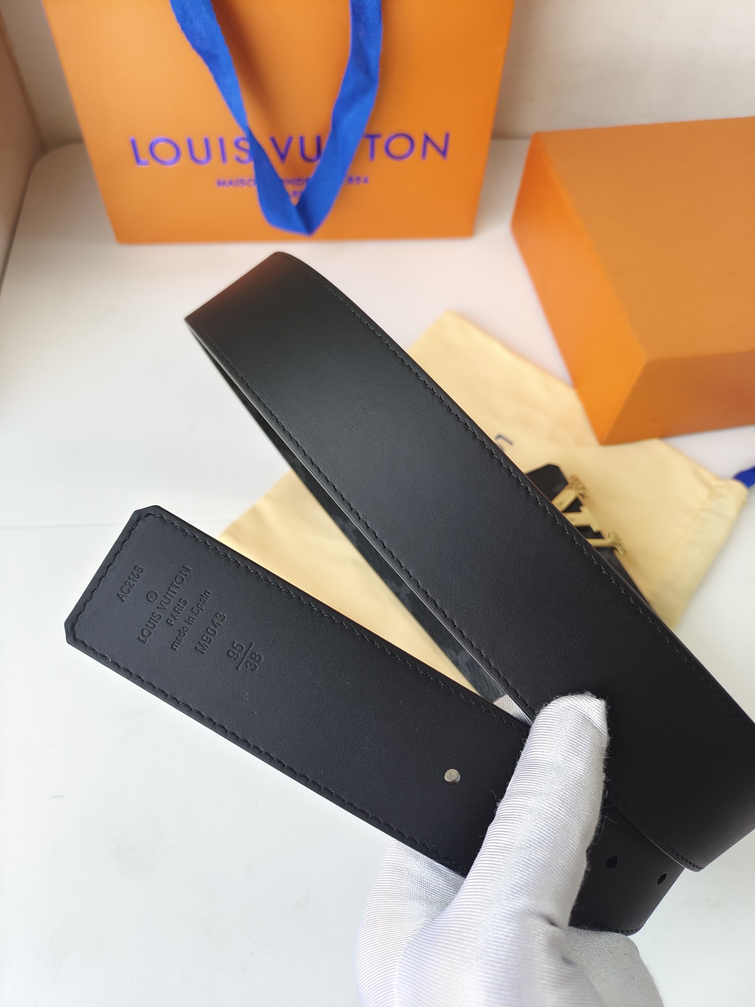 Louis Vuitton Haute Couture Luxury Atelier Designer Belt Tie Accessories 6