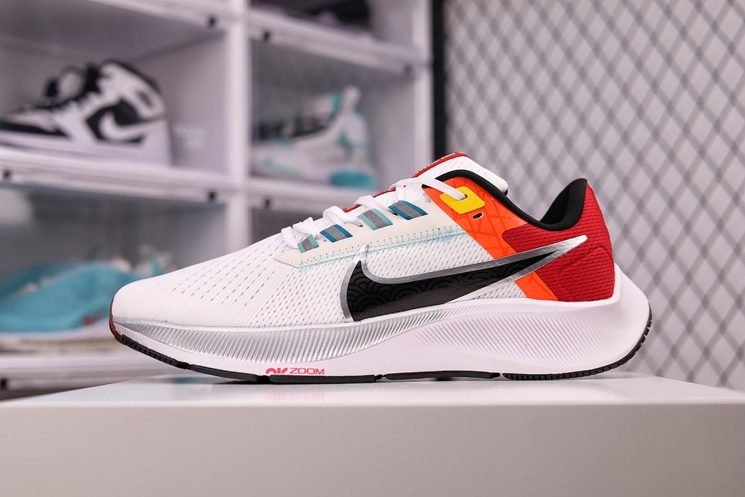 G0 公司级 登月38代 飞马38代 针织透气 NK Air Zoom Pegasus 38 兼顾迅疾外观和稳固脚感 后跟覆面和中足动态支撑巧妙融合，缔造稳定顺畅的迈步体验