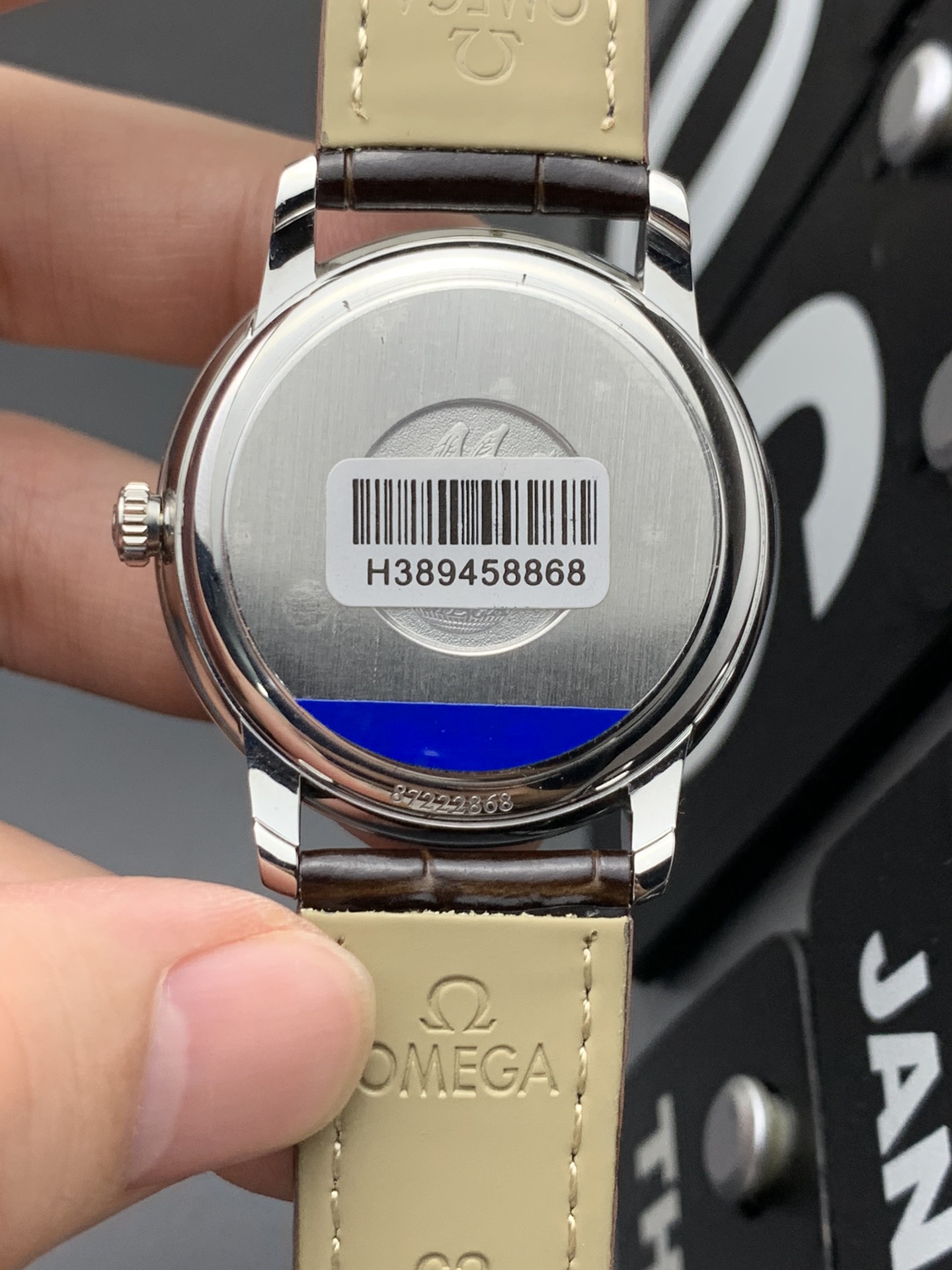 Omega 轨道蝶飞