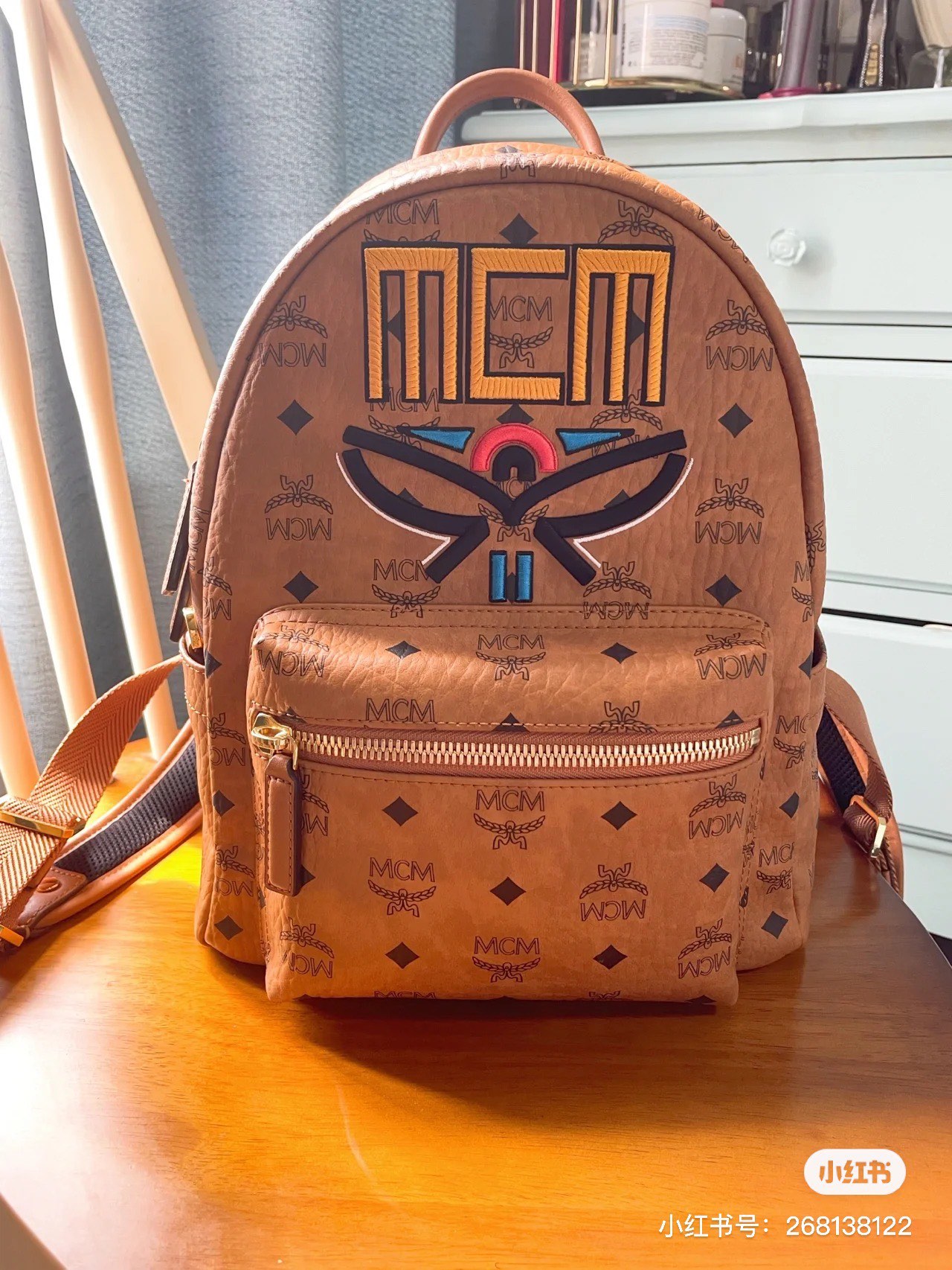 MCM STARK Visetos月桂叶刺绣双肩包