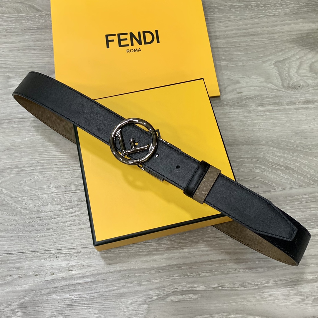Fendi 五金做工精细 线条流畅 表面光滑 𝐙𝐏电镀工艺 香港通关【𝐇𝐀𝐀𝐒】 进口皮料