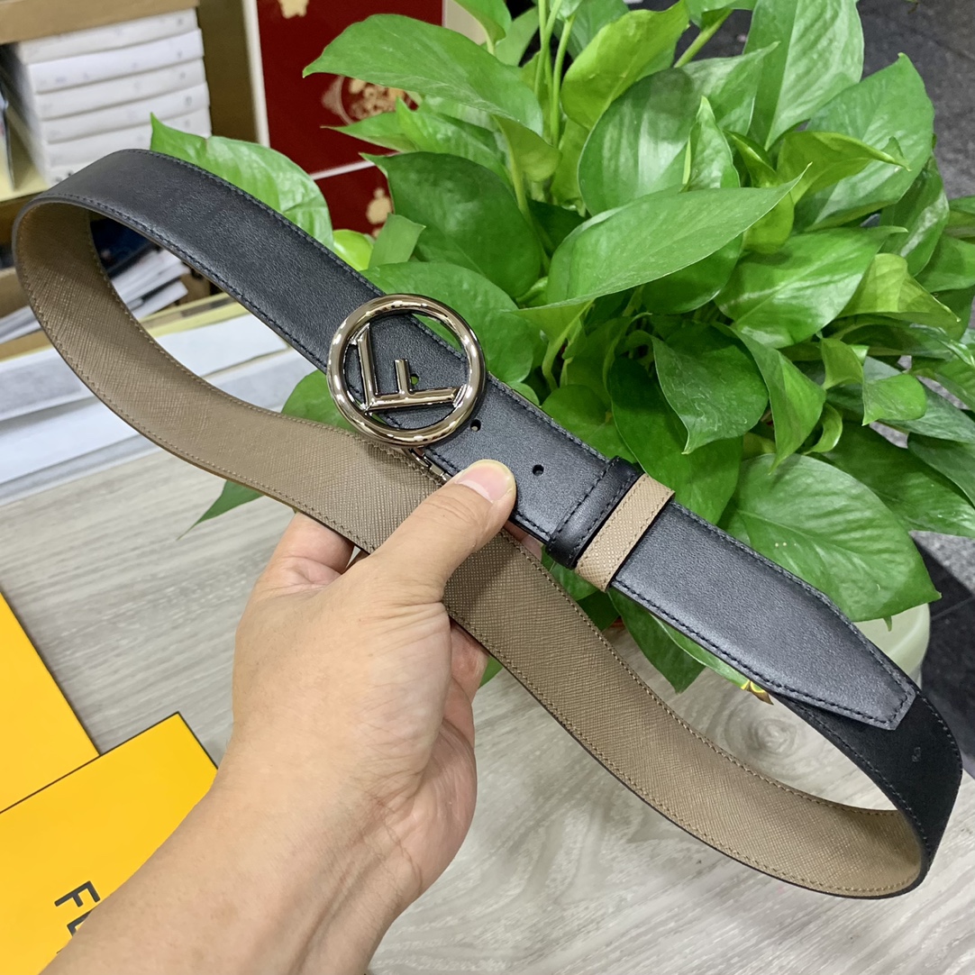 Fendi 五金做工精细 线条流畅 表面光滑 𝐙𝐏电镀工艺 香港通关【𝐇𝐀𝐀𝐒】 进口皮料