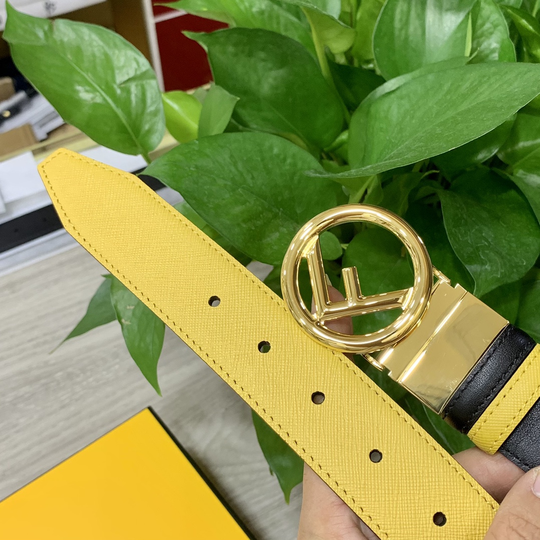 Fendi 五金做工精细 线条流畅 表面光滑 𝐙𝐏电镀工艺 香港通关【𝐇𝐀𝐀𝐒】 进口皮料