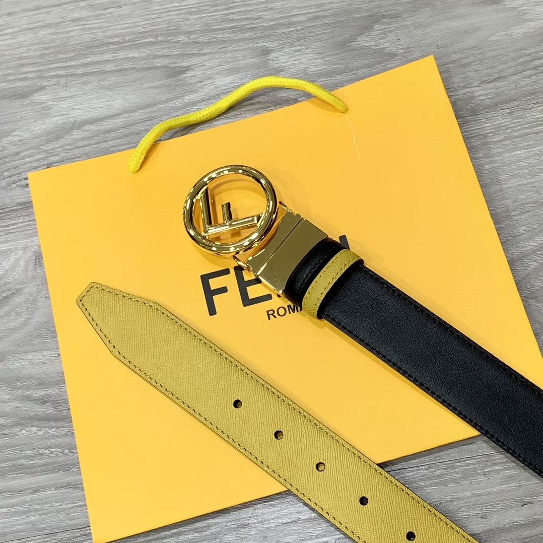 Fendi 五金做工精细 线条流畅 表面光滑 𝐙𝐏电镀工艺 香港通关【𝐇𝐀𝐀𝐒】 进口皮料