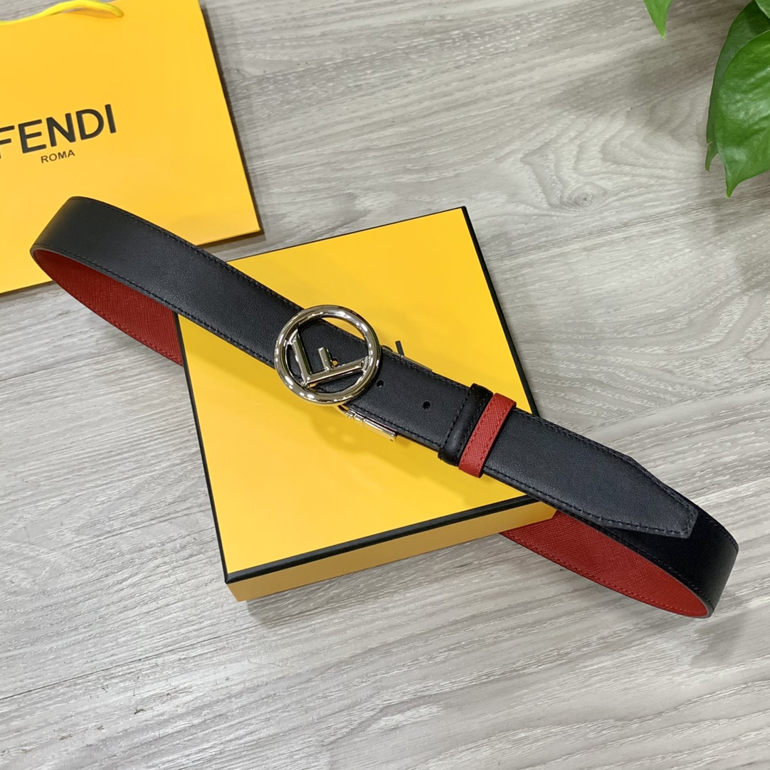 Fendi 五金做工精细 线条流畅 表面光滑 𝐙𝐏电镀工艺 香港通关【𝐇𝐀𝐀𝐒】 进口皮料