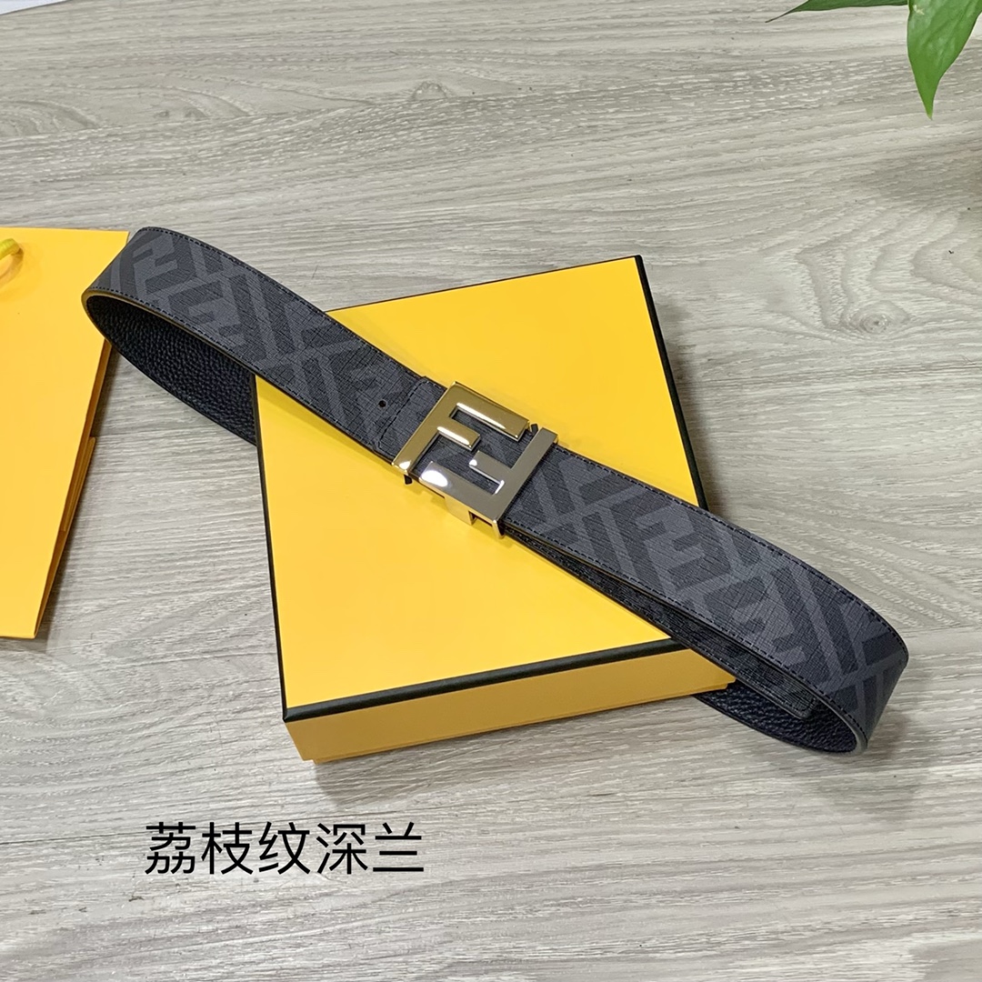 Fendi 五金做工精细 线条流畅 表面光滑 𝐙𝐏电镀工艺 香港通关【𝐇𝐀𝐀𝐒】 进口皮料
